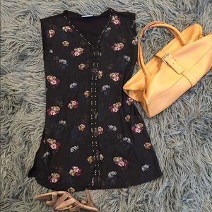Vera vang lavender floral dress